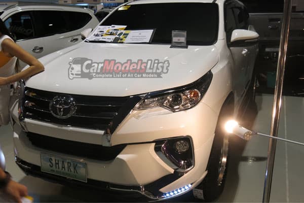 2016 Toyota Fortuner Car Model