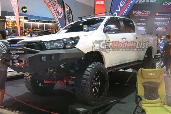 2016 Toyota Hilux Revi