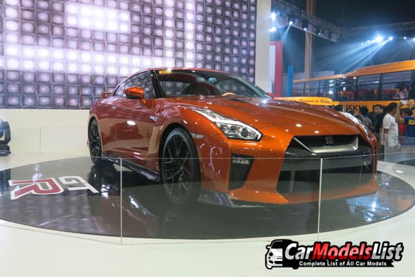 Nissan GT-R car model