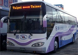 Daewoo BH120 bus