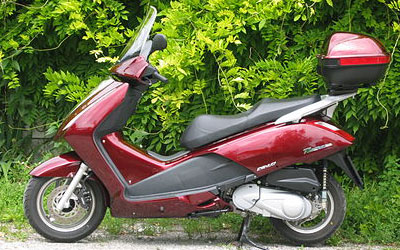 Honda FES 125 Pantheon Honda FES 125 Pantheon