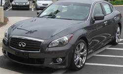 Infiniti M56