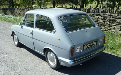 Reliant Rebel saloon