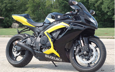 Suzuki GSX R750 model