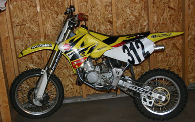 Suzuki RM85 model Suzuki RM85 model