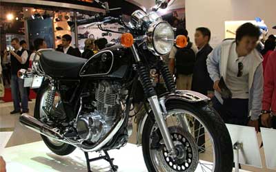 Yamaha SR400 & SR500 Yamaha SR400 & SR500