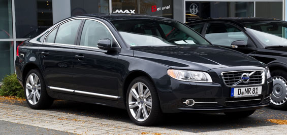 Volvo S80 car model