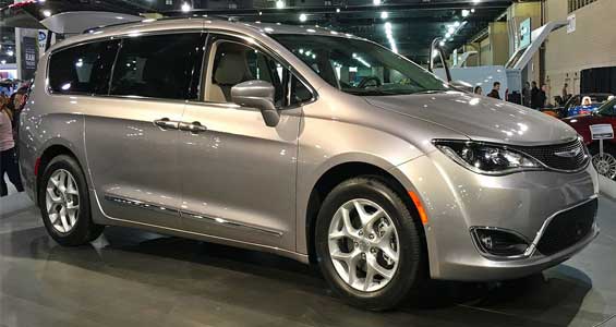 Chrysler Pacifica car model