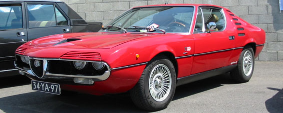 Alfa Romeo Montreal