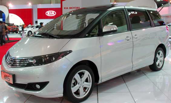 BYD M6 car model