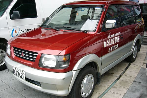 Mitsubishi Adventure Car Model Review