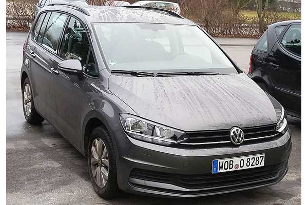 Volkswagen Touran Car Model Review