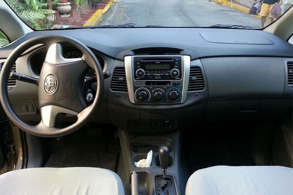 toyota innova car model interior