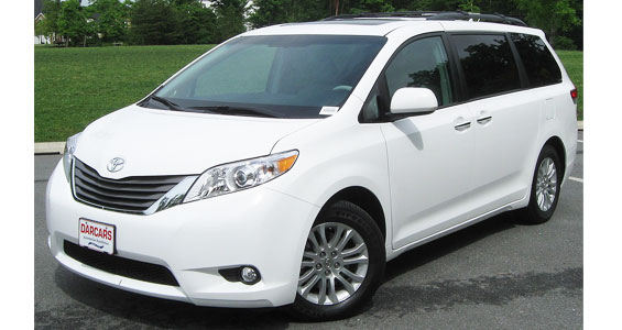 Toyota Sienna car model