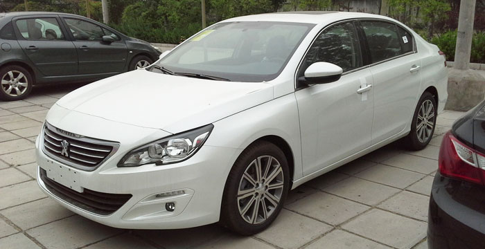 Peugeot 408