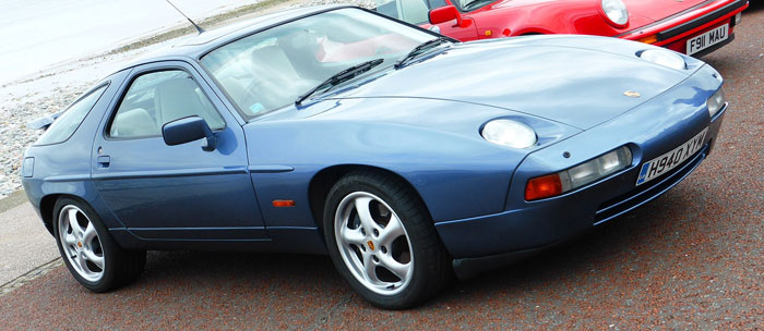 Porsche 928